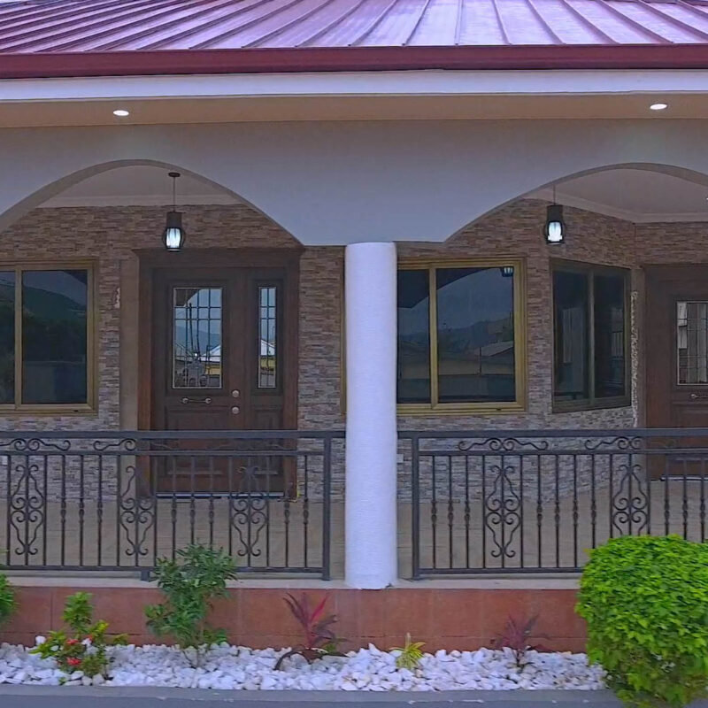 Oyarifa Town House